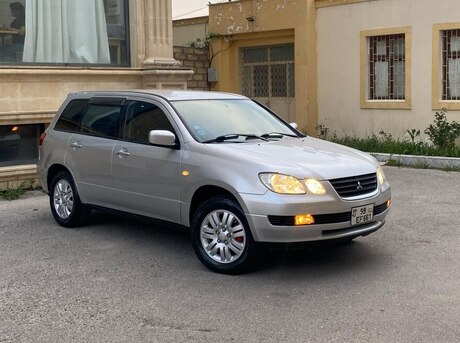 Mitsubishi Airtrek 2002