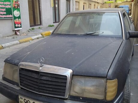Mercedes E 250 1990