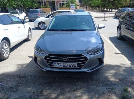 Hyundai Elantra 2016