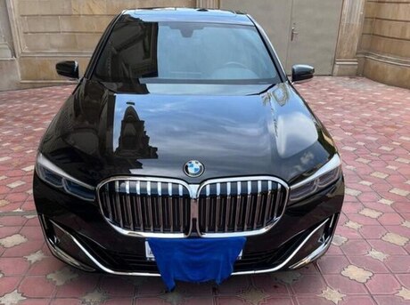 BMW 740