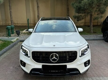 Mercedes GLB 250 4MATIC 2021