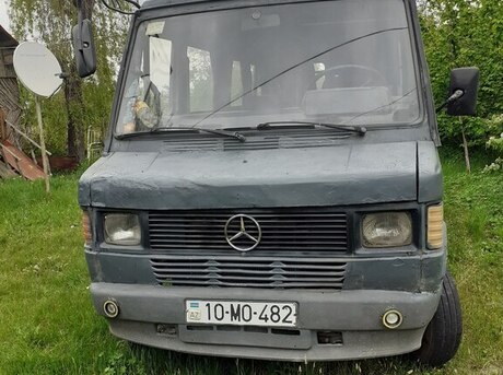 Mercedes 208 D 1993