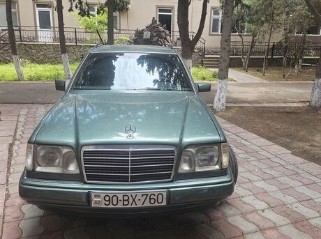 Mercedes E 220 d 1995