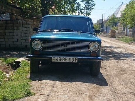 LADA (VAZ) 21011 1981