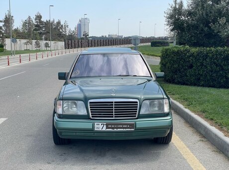 Mercedes E 220 1993