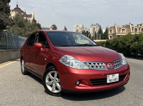 Nissan Tiida 2008
