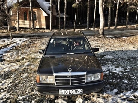 Mercedes 190 1990