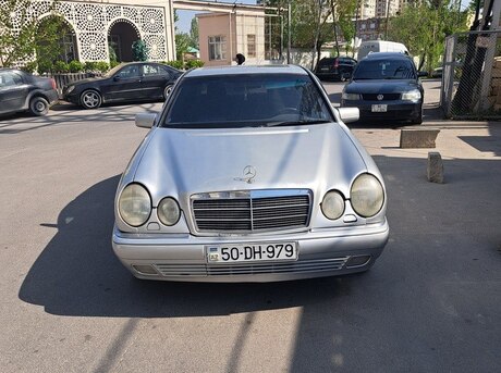 Mercedes E 230 1996