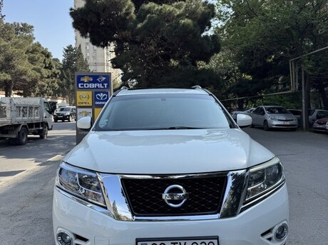 Nissan Pathfinder 2014