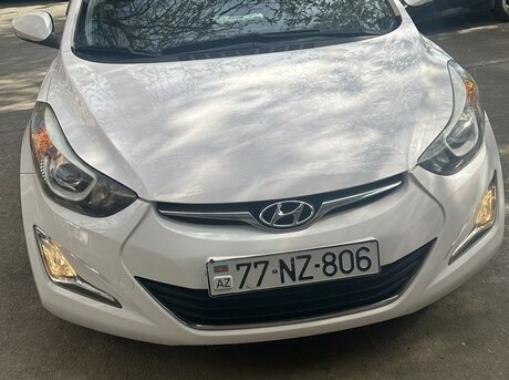 Hyundai Elantra 2015