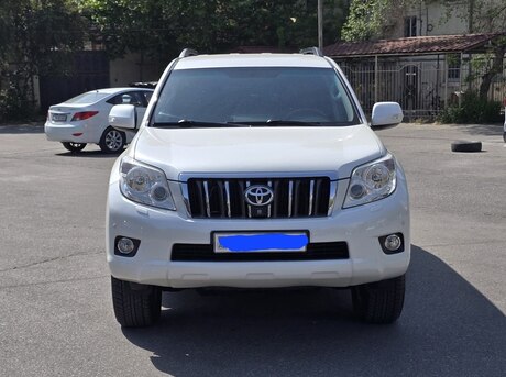 Toyota Land Cruiser Prado 2012