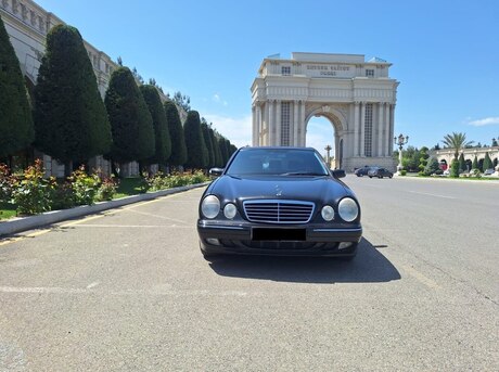 Mercedes E 280 2001