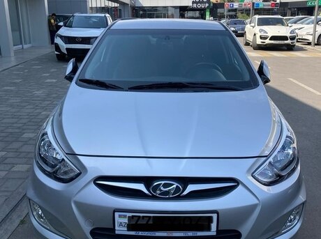Hyundai Accent 2015