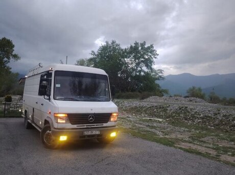 Mercedes Vario 2000