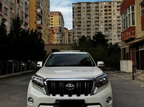 Toyota Land Cruiser Prado 2010