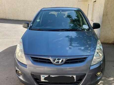 Hyundai  2010