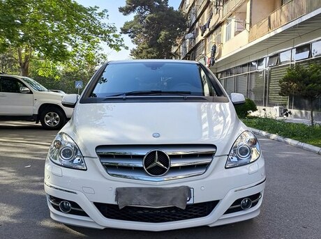 Mercedes B 180 2011