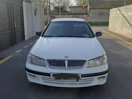 Nissan Sunny 2002