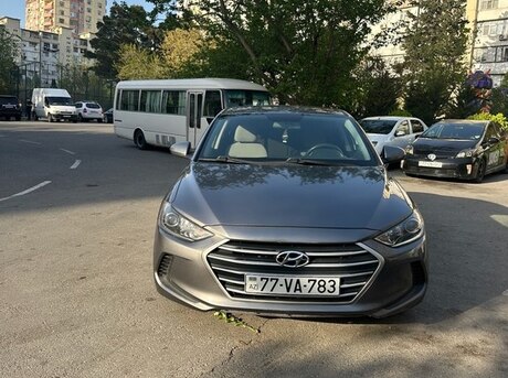 Hyundai Elantra 2018