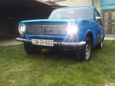LADA (VAZ) 21011 1975