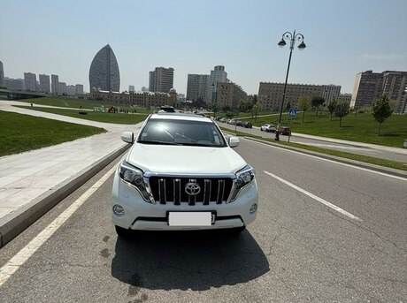 Toyota Land Cruiser Prado 2015