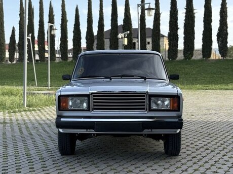 LADA (VAZ) 2107 2010
