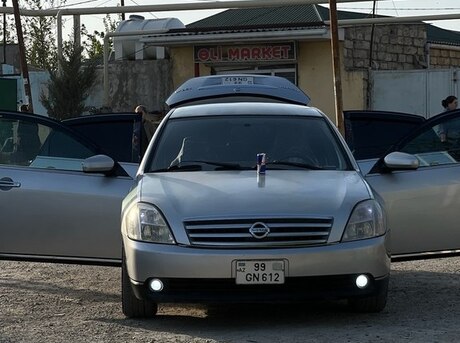 Nissan Teana 2004