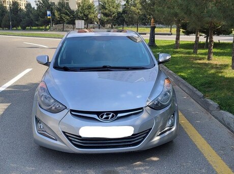Hyundai Elantra 2012