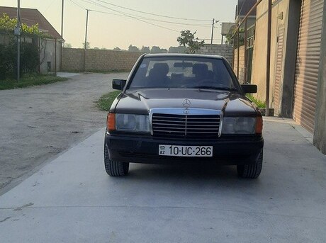 Mercedes 190 1992