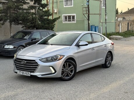 Hyundai Elantra 2018