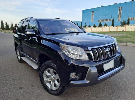 Toyota Land Cruiser Prado 2011