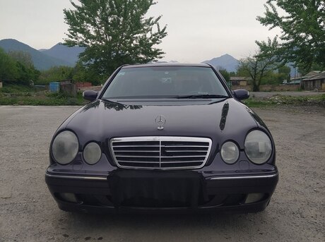 Mercedes E 320 2000