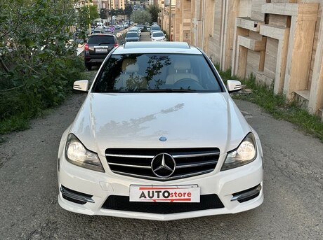 Mercedes C 250