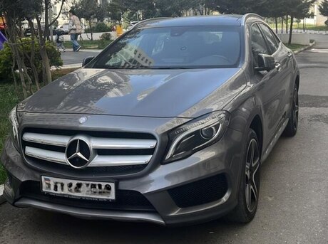 Mercedes CLA 250 4MATIC 2015