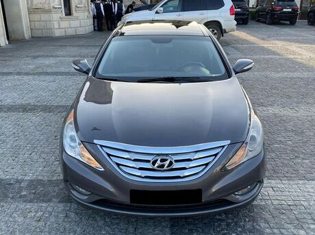 Hyundai Sonata 2012