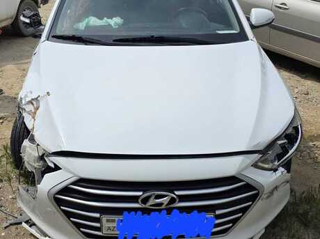Hyundai Avante 2016