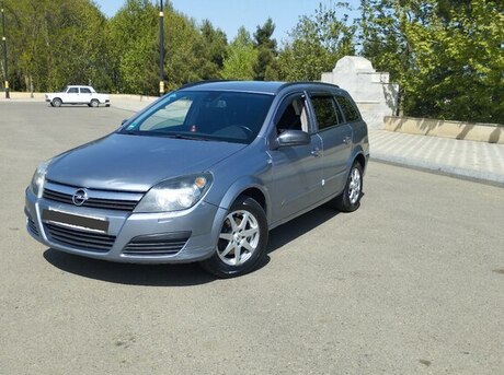 Opel Astra 2004