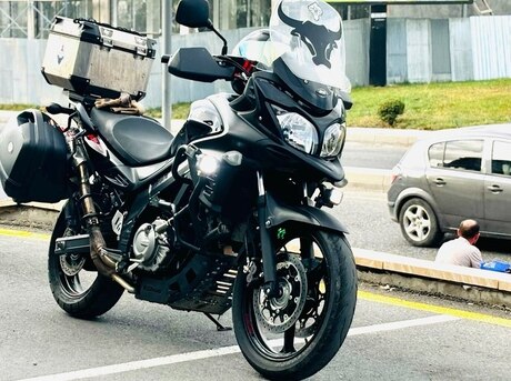 Suzuki DL 650