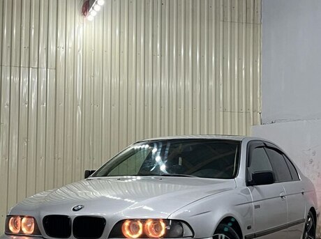 BMW 523 1999