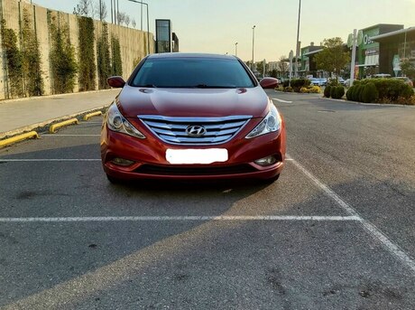 Hyundai Sonata 2011