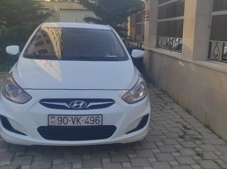 Hyundai Accent 2012