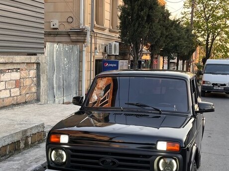 LADA (VAZ) Niva 1995
