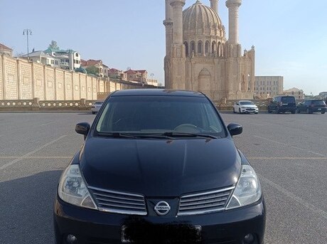 Nissan Tiida 2008