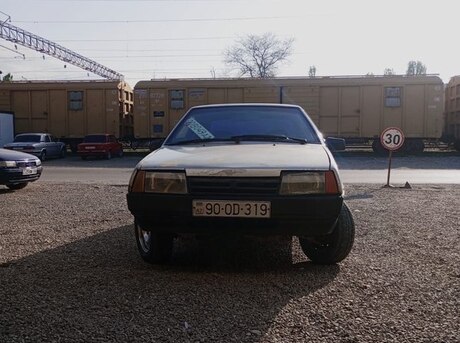 LADA (VAZ) 21099 2000