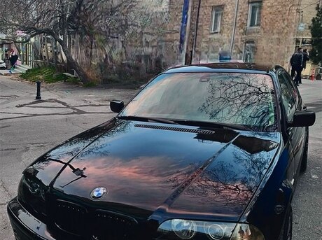 BMW 325 2000