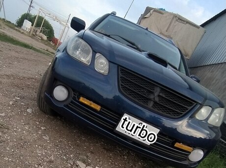 Mitsubishi Airtrek 2002