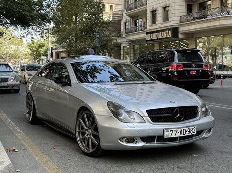 Mercedes  2008