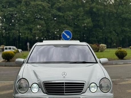 Mercedes E 320 2000