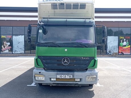 Mercedes Axor 1829 2008