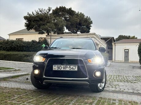 Mitsubishi Outlander 2012